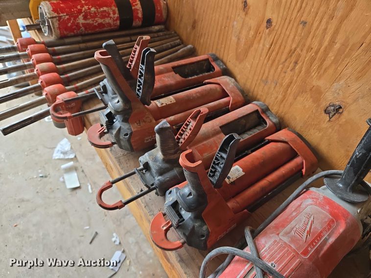 image for item EO0872 Tools