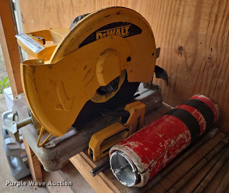 image for item EO0872 Tools