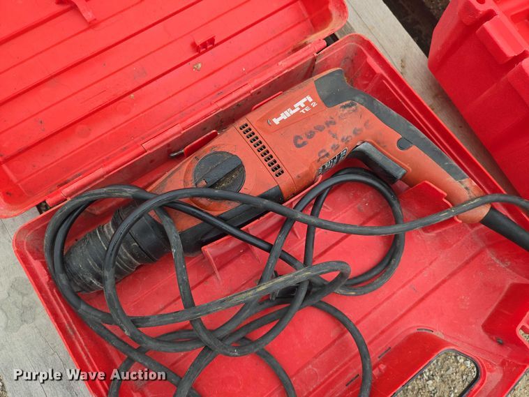 image for item EO0874 Tools