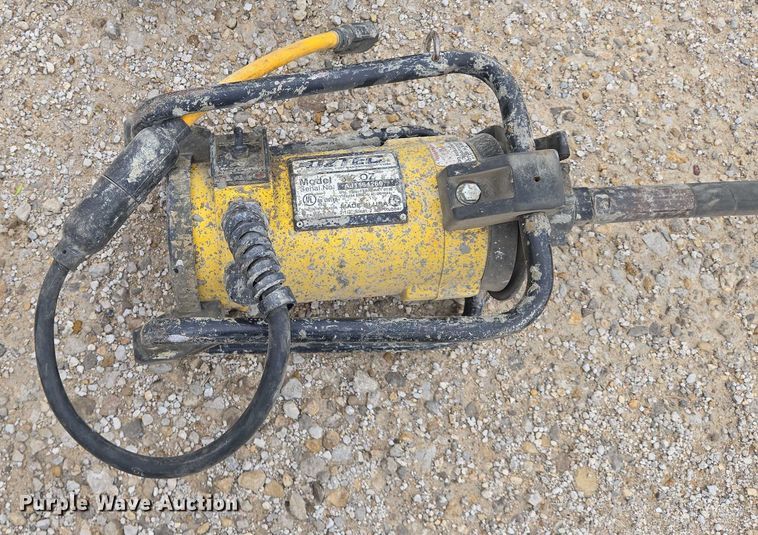 image for item EO0877 (2) Oztec concrete vibrators