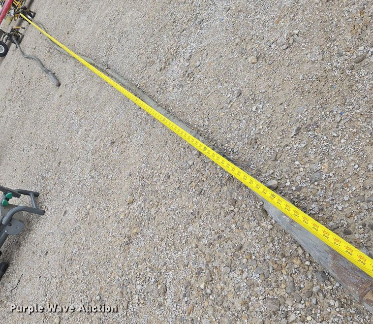 image for item EO0877 (2) Oztec concrete vibrators