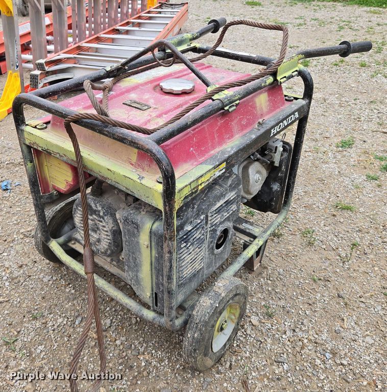 image for item EO0885 Honda  EB5000X generator