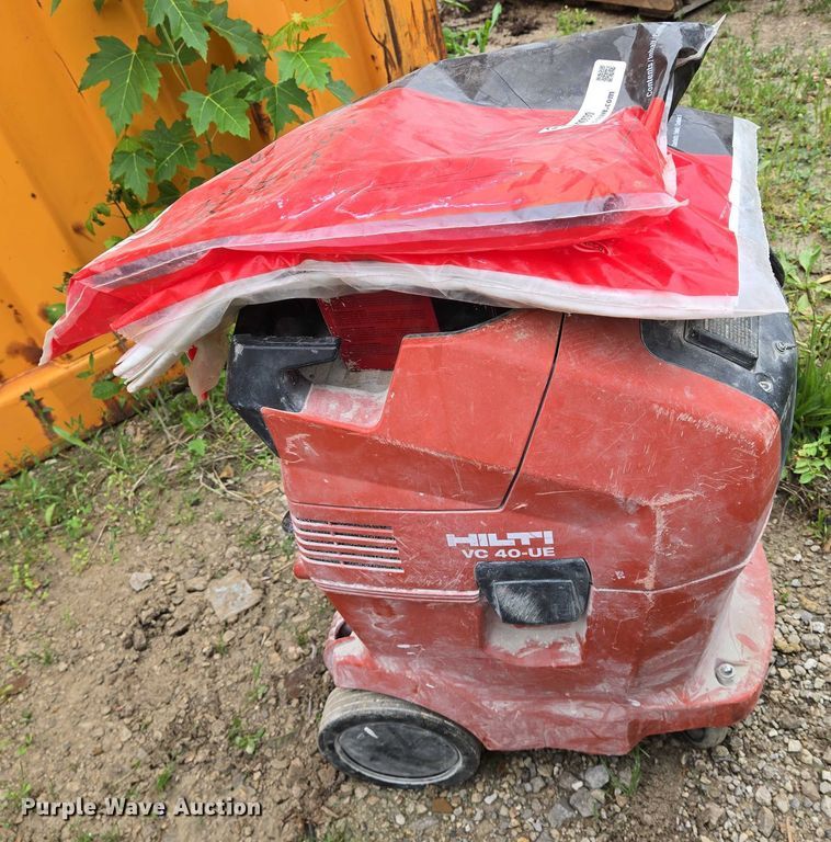 image for item EO0890 Hilti VC40-UE vacuum 