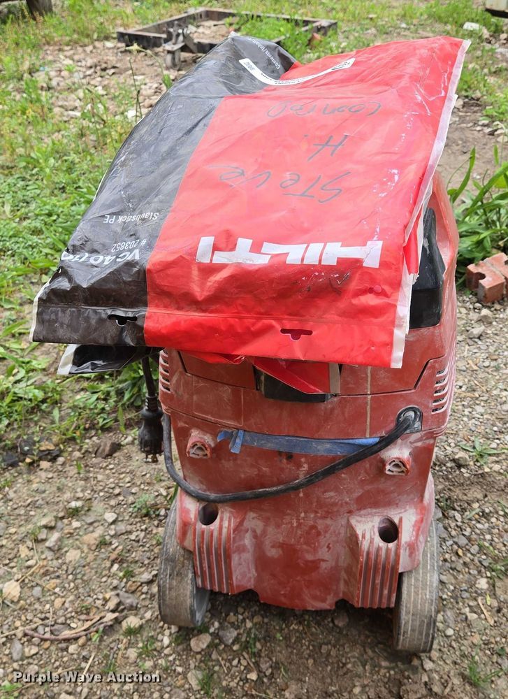 image for item EO0890 Hilti VC40-UE vacuum 