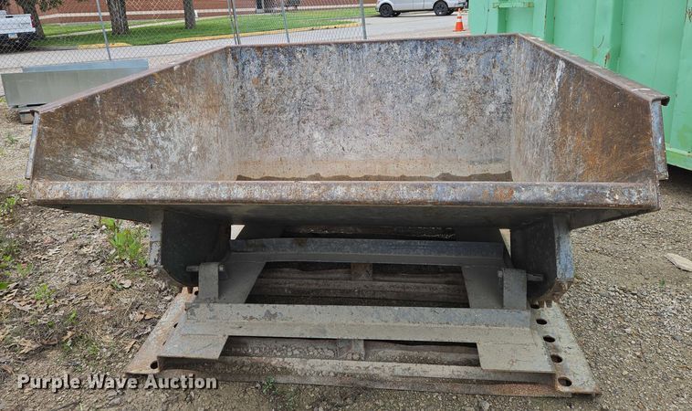 image for item EO0895 Meco dumpster