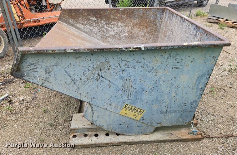 image for item EO0895 Meco dumpster