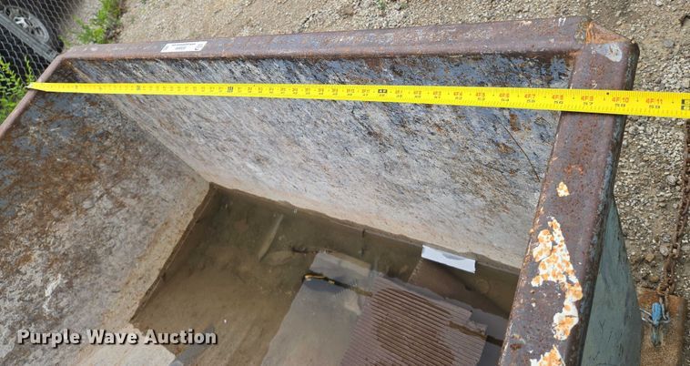 image for item EO0895 Meco dumpster