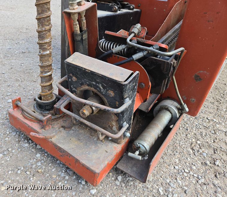 image for item EO0896 2005 Ditch Witch JT520 directional boring unit