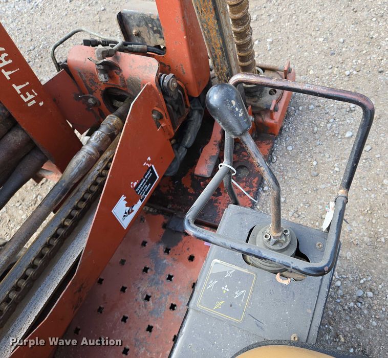 image for item EO0896 2005 Ditch Witch JT520 directional boring unit