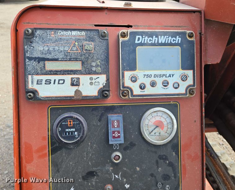 image for item EO0896 2005 Ditch Witch JT520 directional boring unit