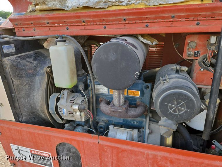 image for item EO0896 2005 Ditch Witch JT520 directional boring unit