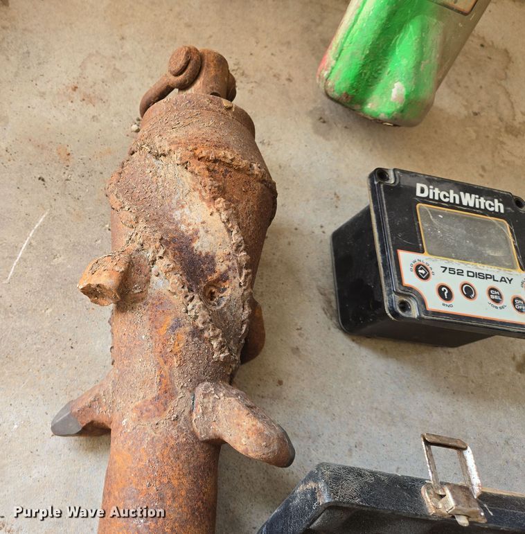 image for item EO0896 2005 Ditch Witch JT520 directional boring unit