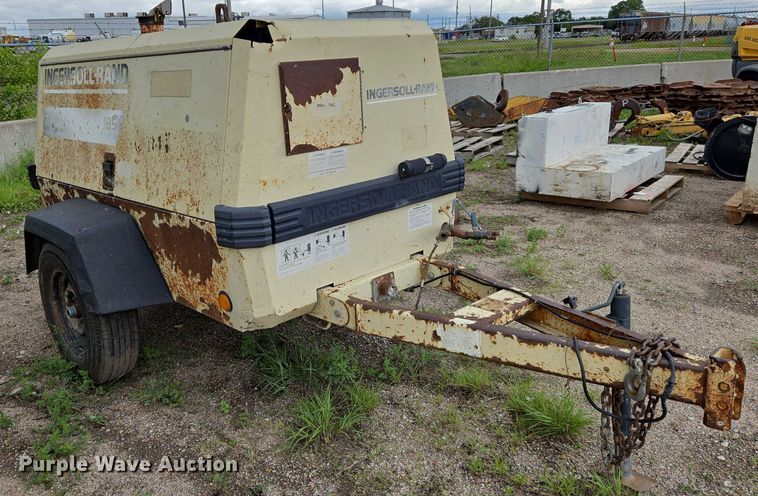 image for item EO0907 1999 Ingersoll- Rand 185 air compressor