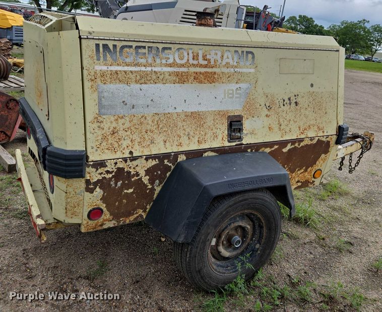 image for item EO0907 1999 Ingersoll- Rand 185 air compressor