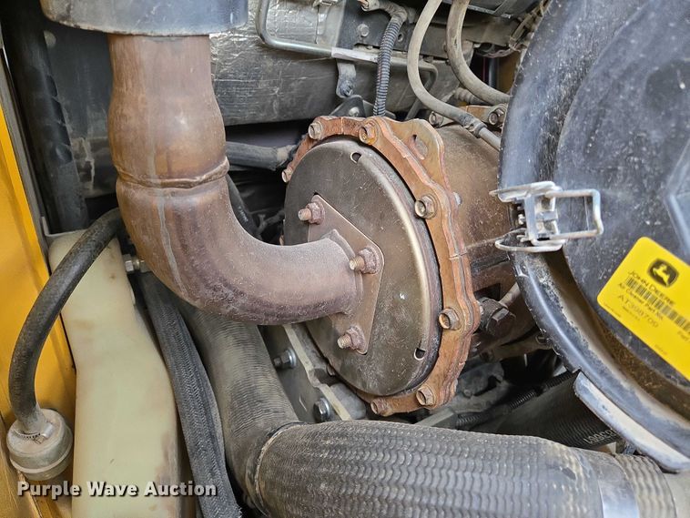 image for item EO0908 2016 John Deere 333E tracked skid steer loader