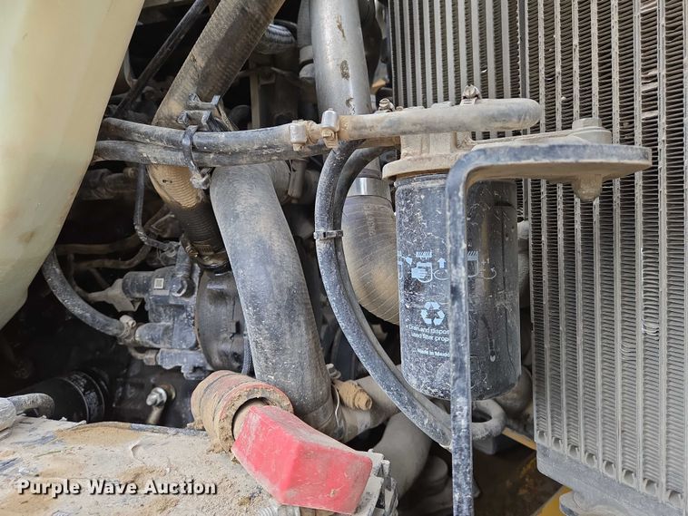 image for item EO0908 2016 John Deere 333E tracked skid steer loader