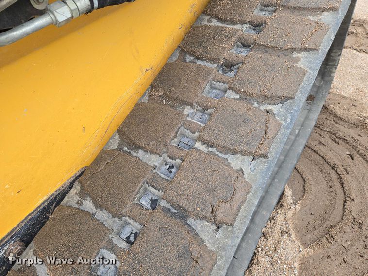 image for item EO0908 2016 John Deere 333E tracked skid steer loader