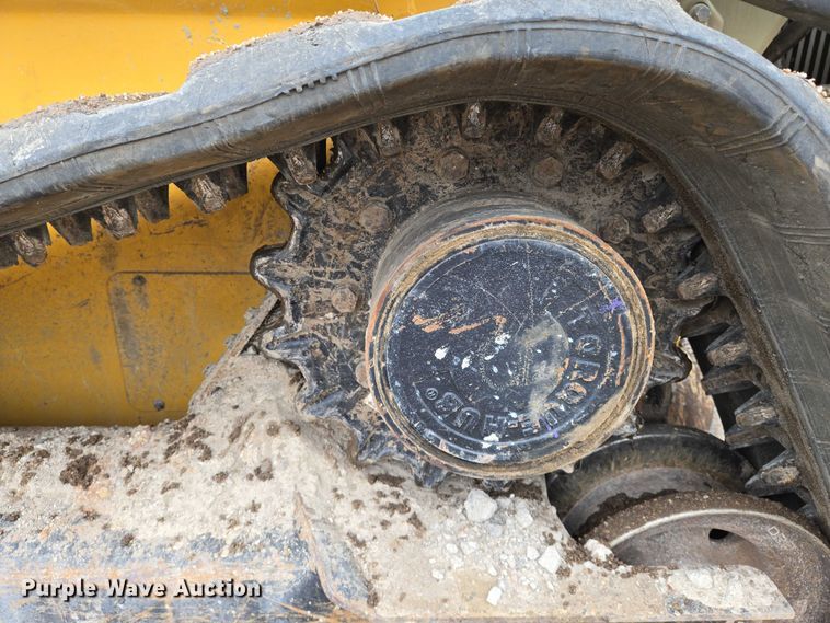 image for item EO0908 2016 John Deere 333E tracked skid steer loader