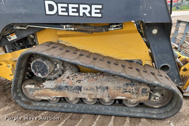 image for item EO0908 2016 John Deere 333E tracked skid steer loader