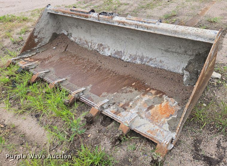 image for item EO0908 2016 John Deere 333E tracked skid steer loader