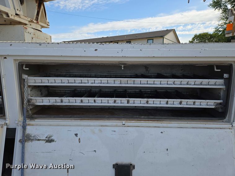 image for item EO0910 2014 Freightliner Business Class M2 digger derrick truck