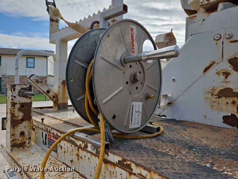 image for item EO0910 2014 Freightliner Business Class M2 digger derrick truck