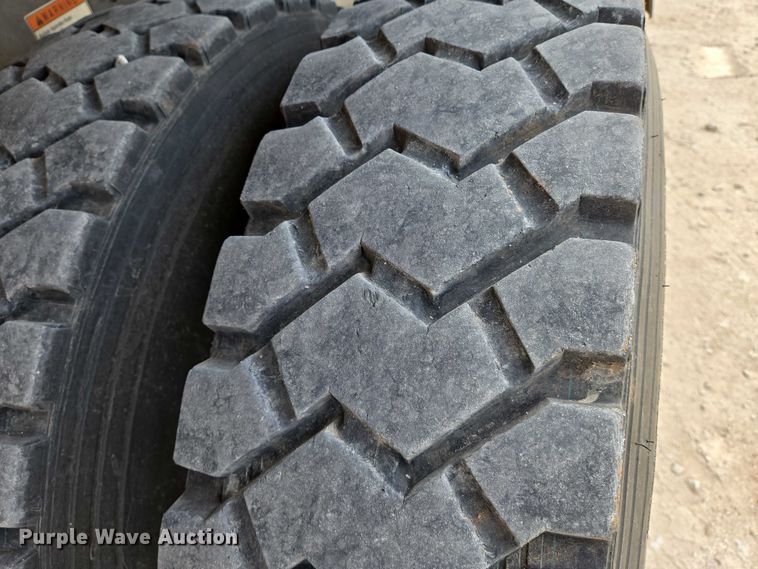 image for item EO0910 2014 Freightliner Business Class M2 digger derrick truck