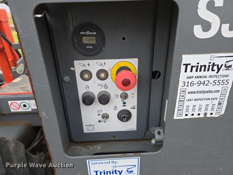 image for item EO0957 2018 Skyjack  SJ 6832RT scissor lift