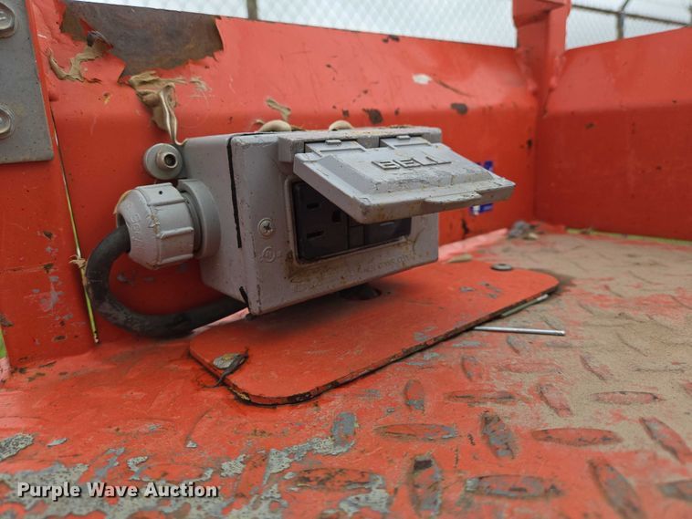 image for item EO0957 2018 Skyjack  SJ 6832RT scissor lift