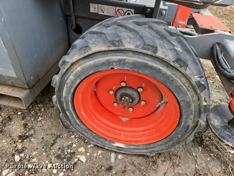 image for item EO0957 2018 Skyjack  SJ 6832RT scissor lift