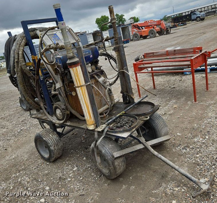 image for item EO0962 Graco  Reactor E-20 adhesive sprayer 