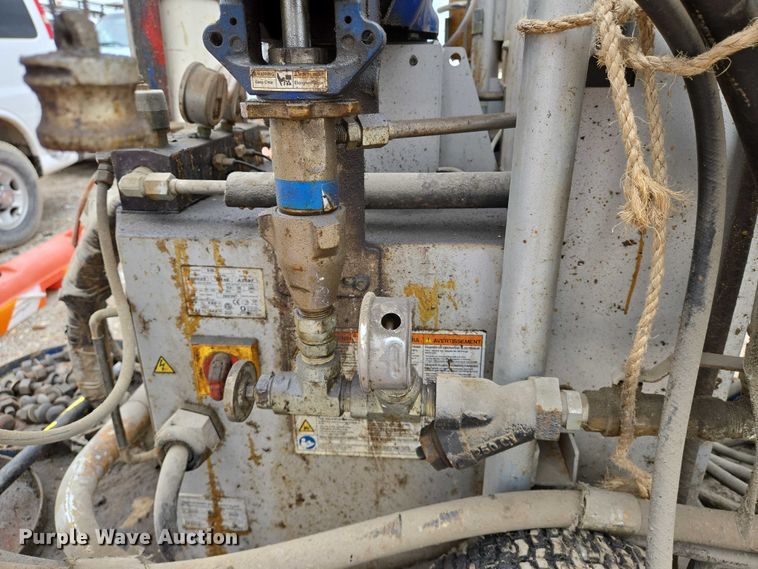 image for item EO0962 Graco  Reactor E-20 adhesive sprayer 