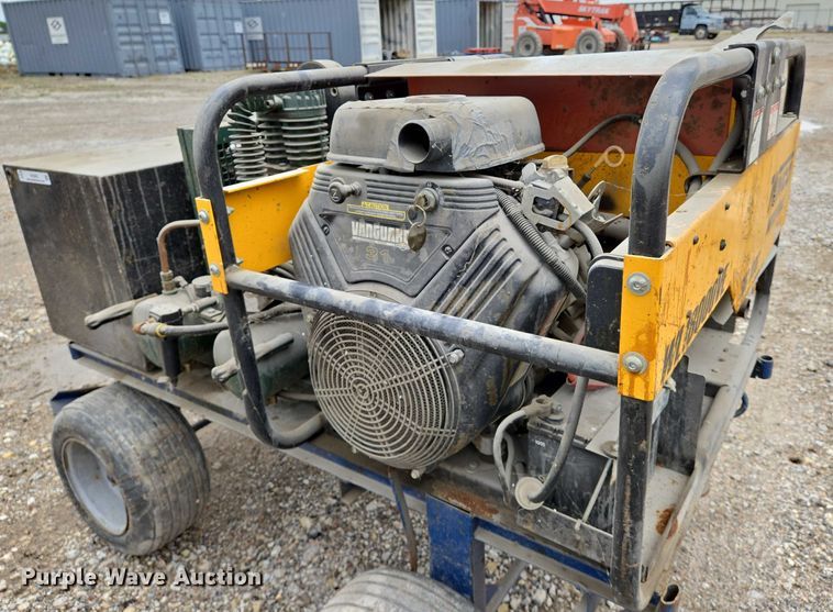 image for item EO0962 Graco  Reactor E-20 adhesive sprayer 