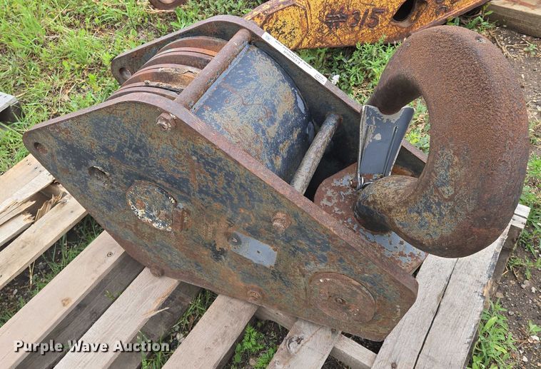 image for item EO0968 Crane block