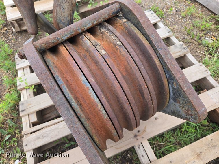 image for item EO0968 Crane block