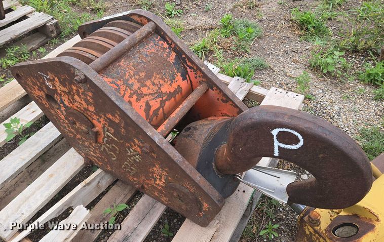 image for item EO0969 Crane block