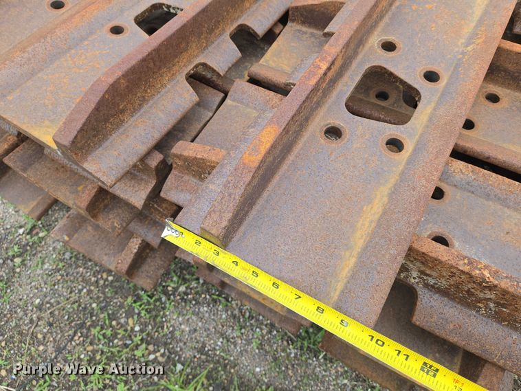 image for item EO0971 Approximately 96 track pads