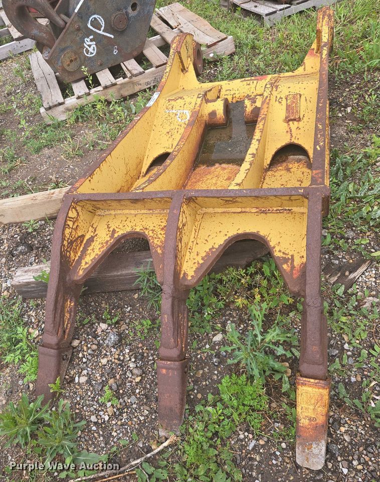 image for item EO0972 Caterpillar  330C Thumb