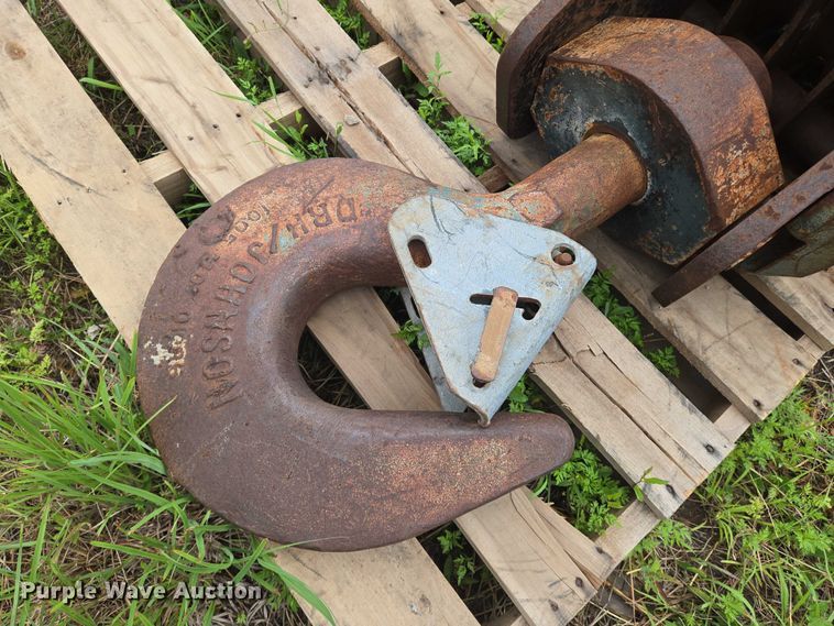 image for item EO0973 Johnson crane block