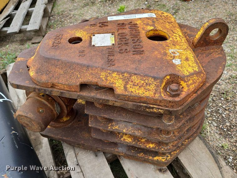 image for item EO0976 Johnson crane block