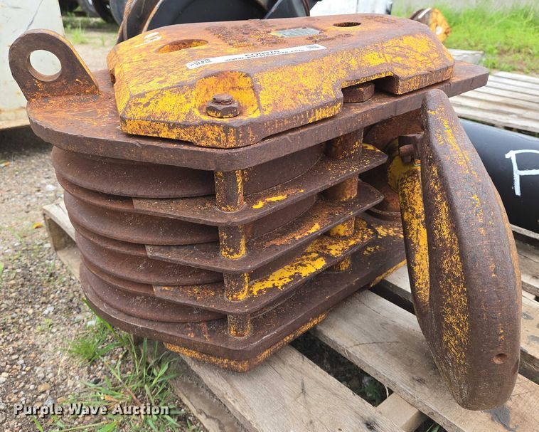 image for item EO0976 Johnson crane block