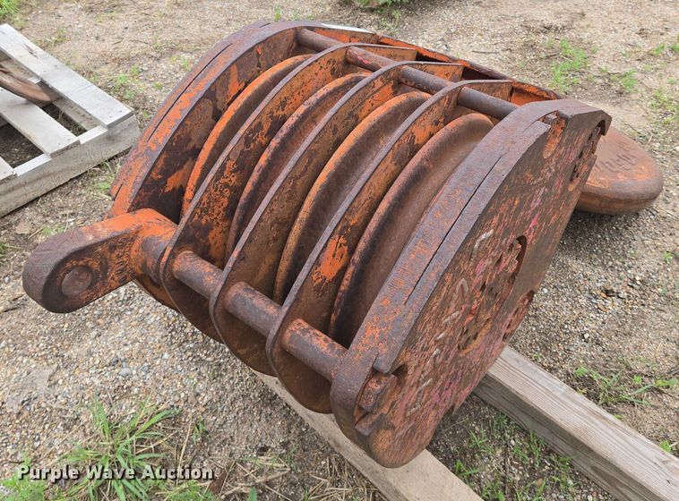 image for item EO0979 McKissick crane block