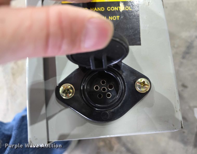 image for item EO1012 2006 iDrive ProJack M2 electric trailer dolly