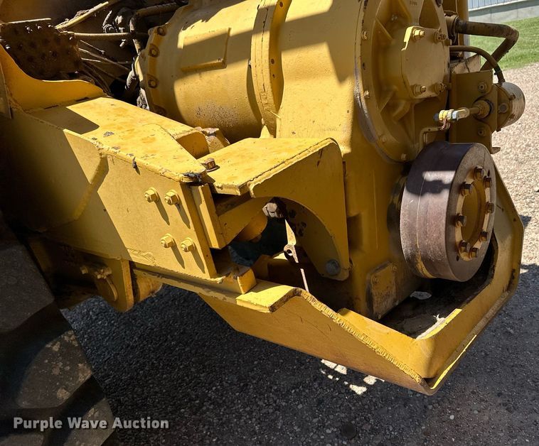 image for item EQ4787 1998 Caterpillar 615C Series II elevating scraper