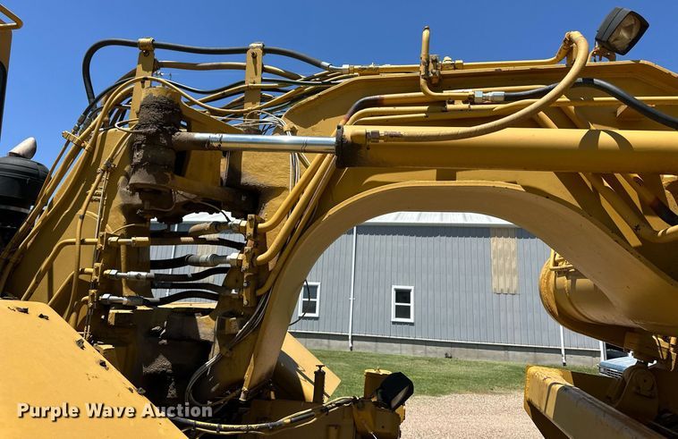 image for item EQ4787 1998 Caterpillar 615C Series II elevating scraper