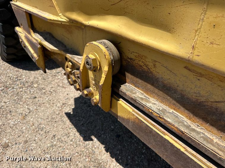 image for item EQ4787 1998 Caterpillar 615C Series II elevating scraper