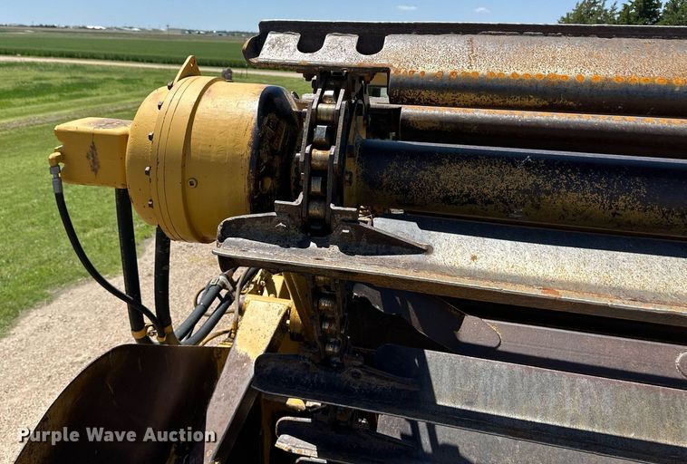 image for item EQ4787 1998 Caterpillar 615C Series II elevating scraper