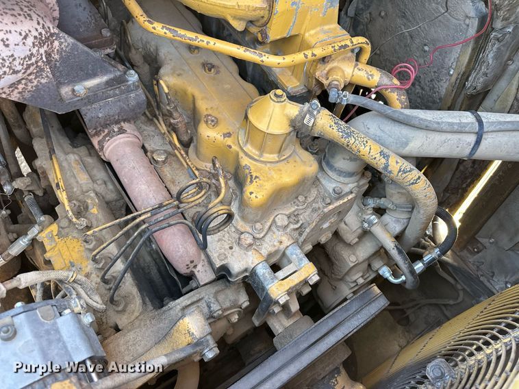 image for item EQ4787 1998 Caterpillar 615C Series II elevating scraper