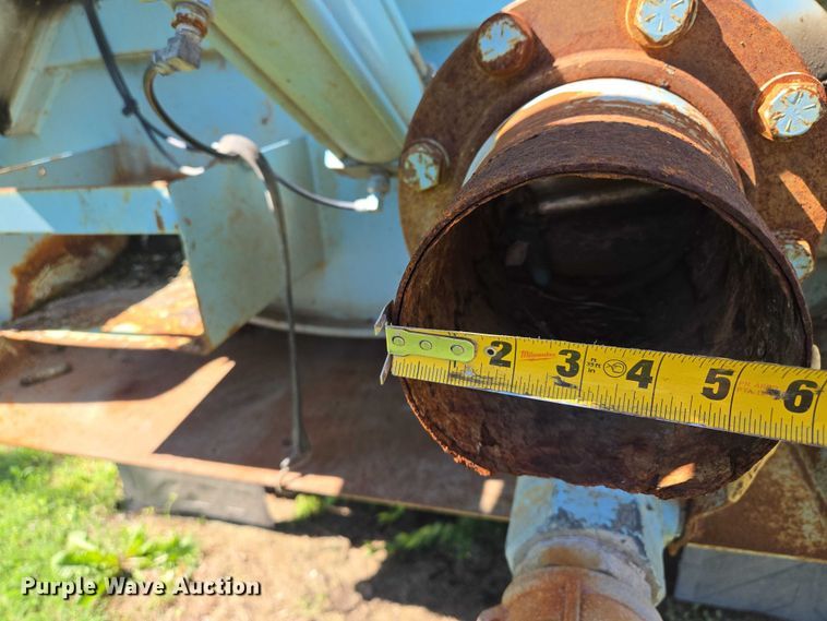 image for item EQ6996 2005 International 7500 sewer jetter truck