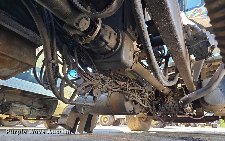 image for item EQ6996 2005 International 7500 sewer jetter truck